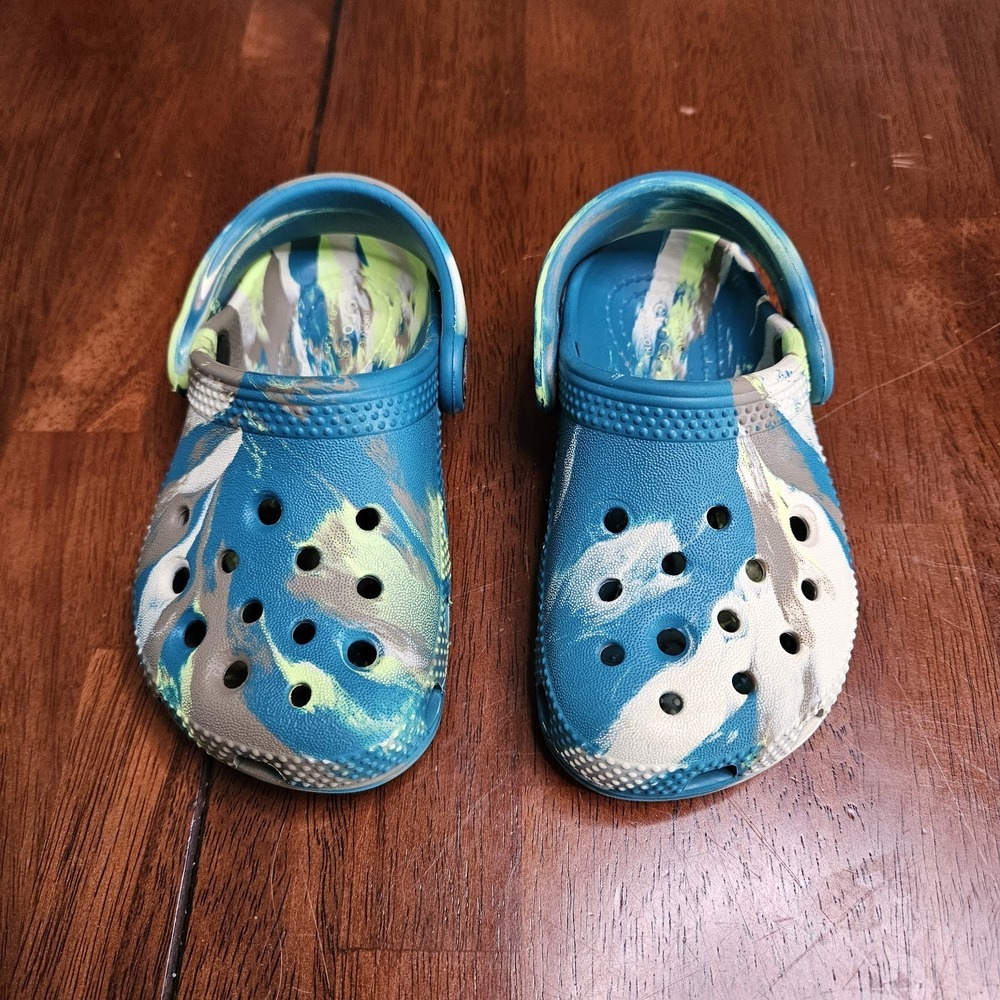 Crocs Toddler Size 7 Marbled Tie Dye Teal And Green